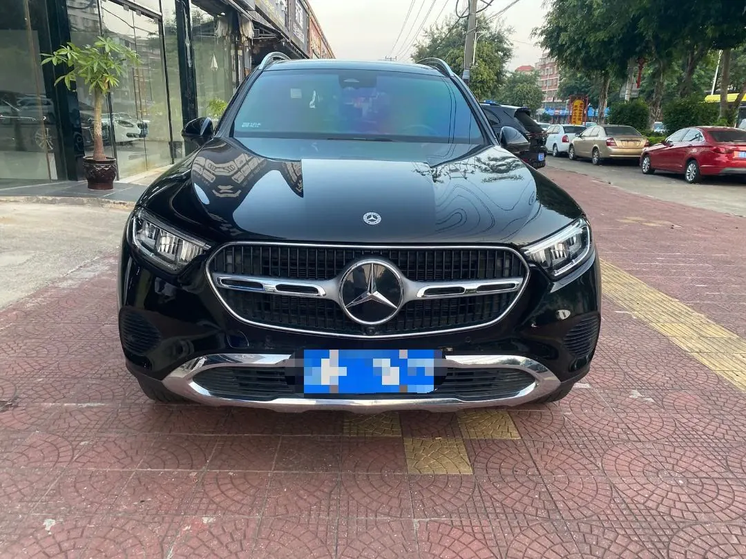 Mercedes Benz 2025 GLC 260 L 4MATIC 48V 2.0T Dynamic 5-seat Automatic Gear 4