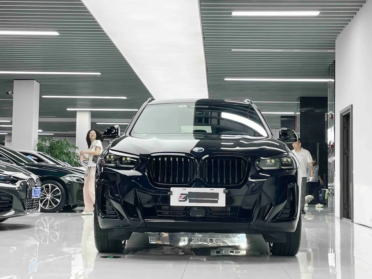 BMW 2022 X3 xDrive30i 2.0T exclusive M obsidian night set (modified 2) automatic gear 2