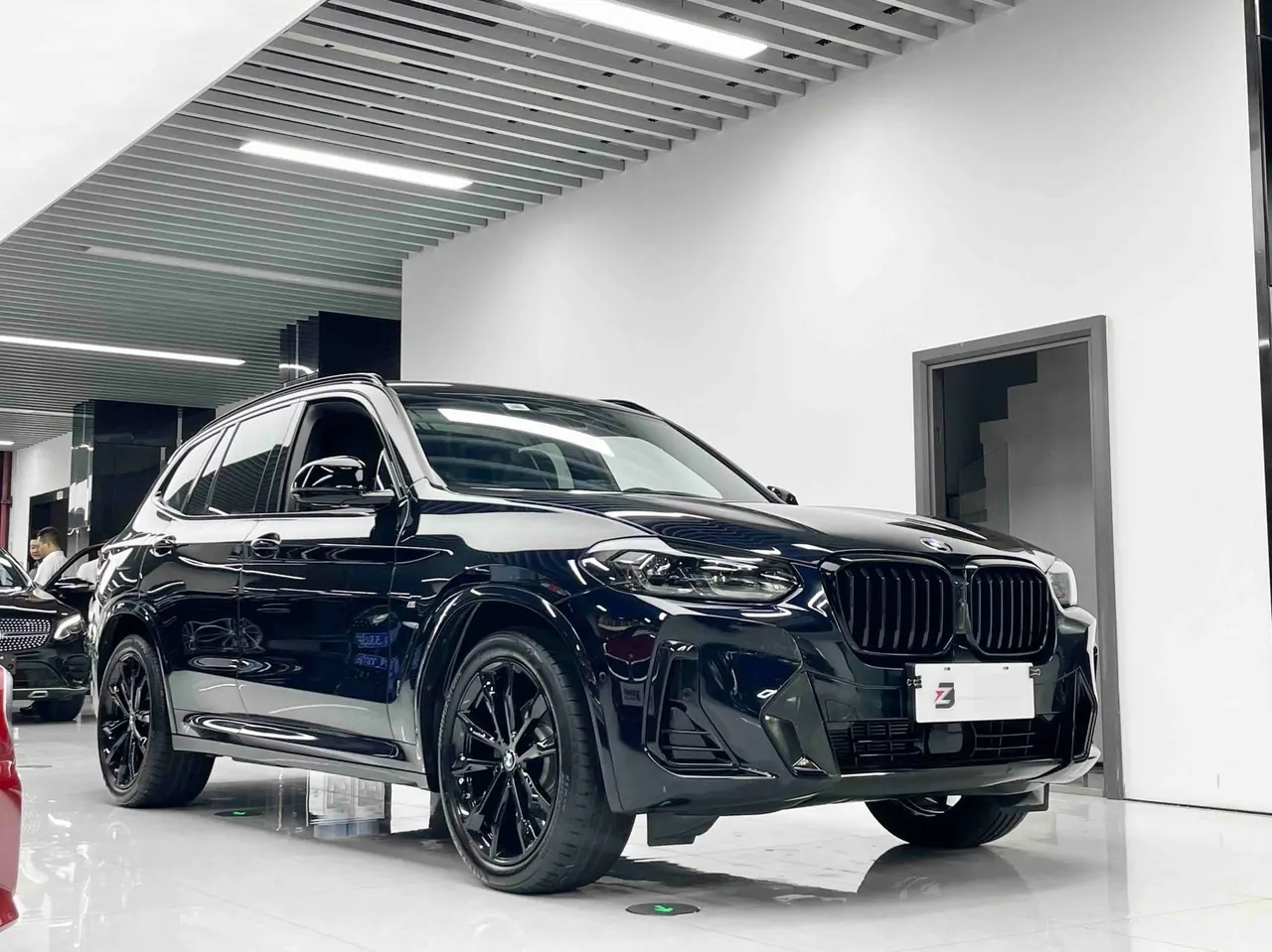 BMW 2022 X3 xDrive30i 2.0T exclusive M obsidian night set (modified 2) automatic gear 3