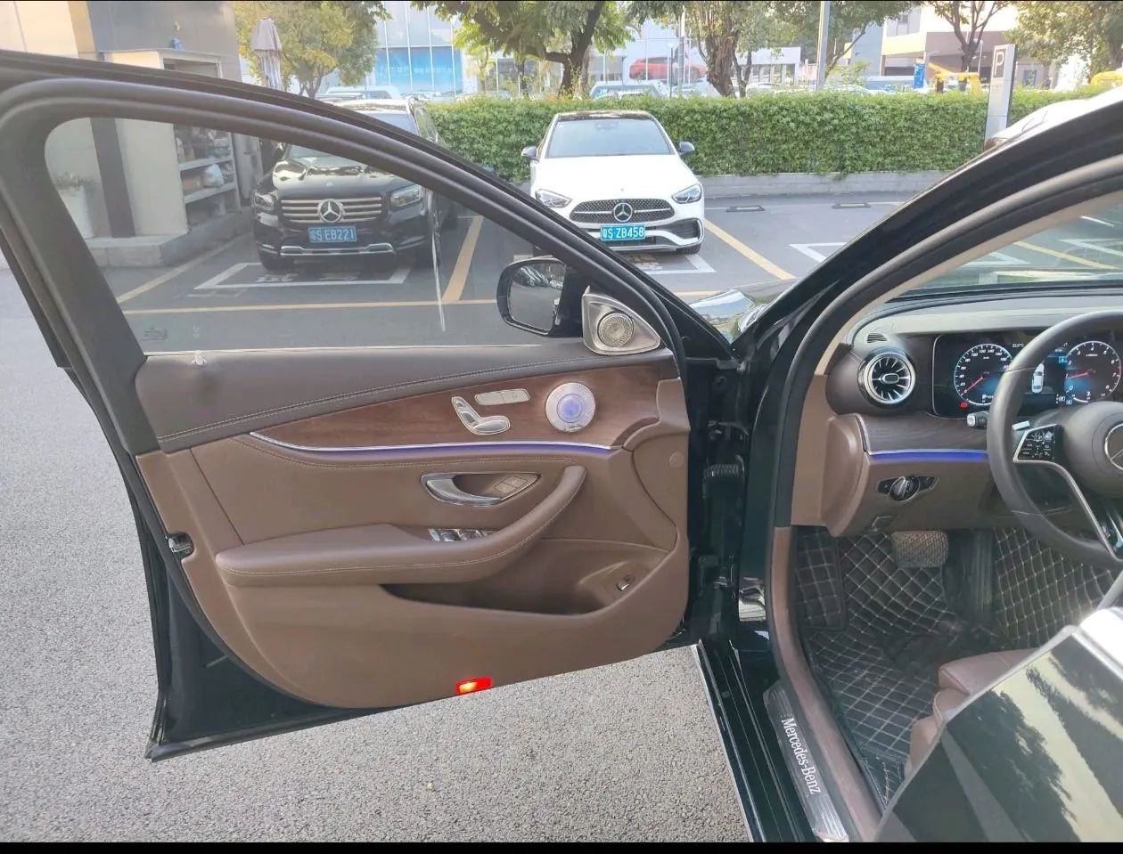 Mercedes Benz E Class 2023 E 260 L 2.0T Automatic 6
