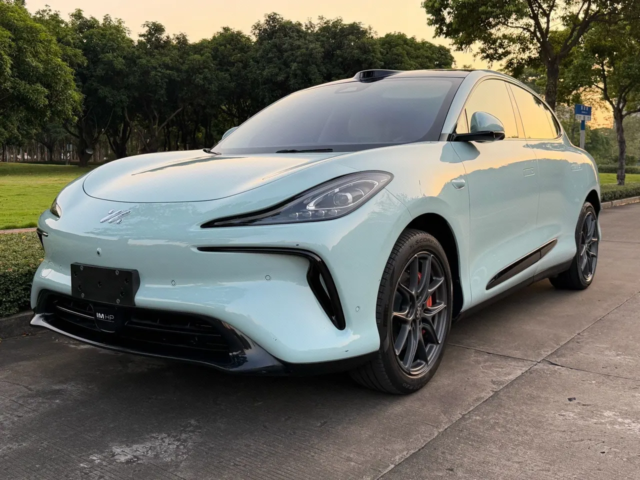 Открыть галерею: IM 2023 IM LS6 Max Long Endurance Edition Automatic Transmission