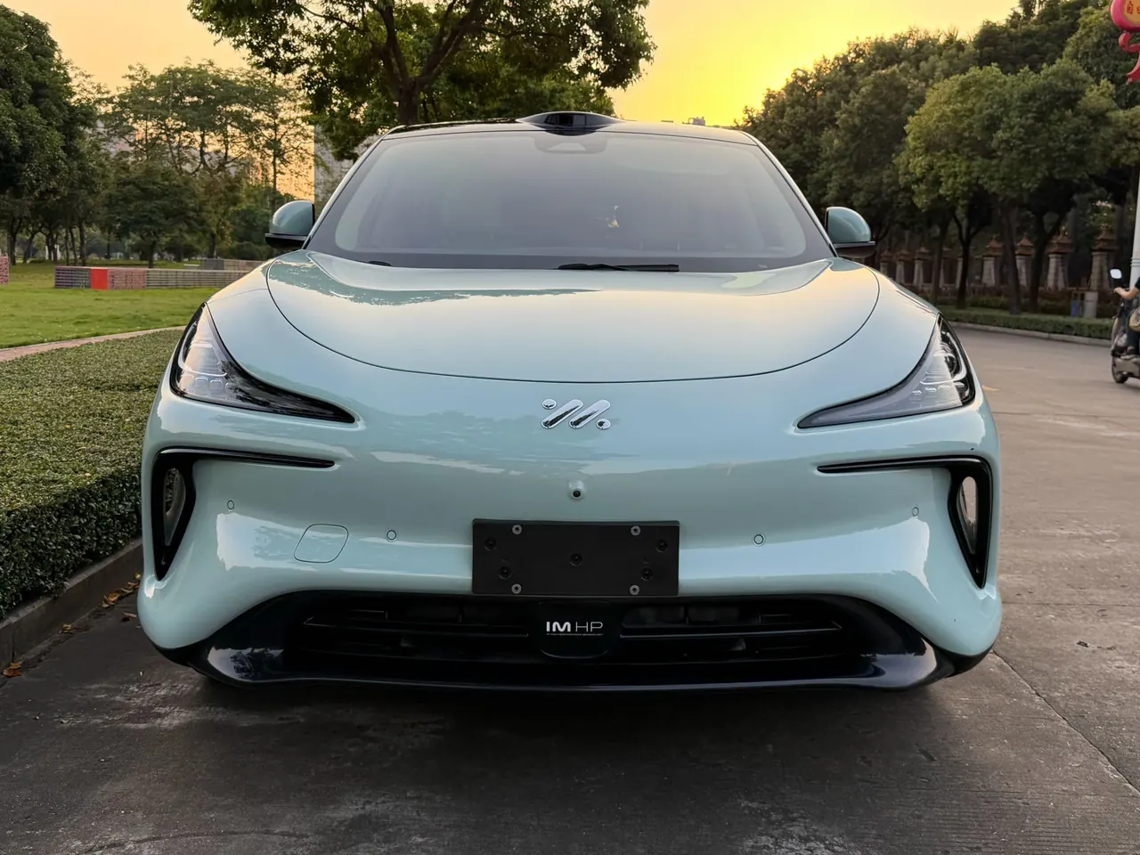 IM 2023 IM LS6 Max Long Endurance Edition Automatic Transmission 2