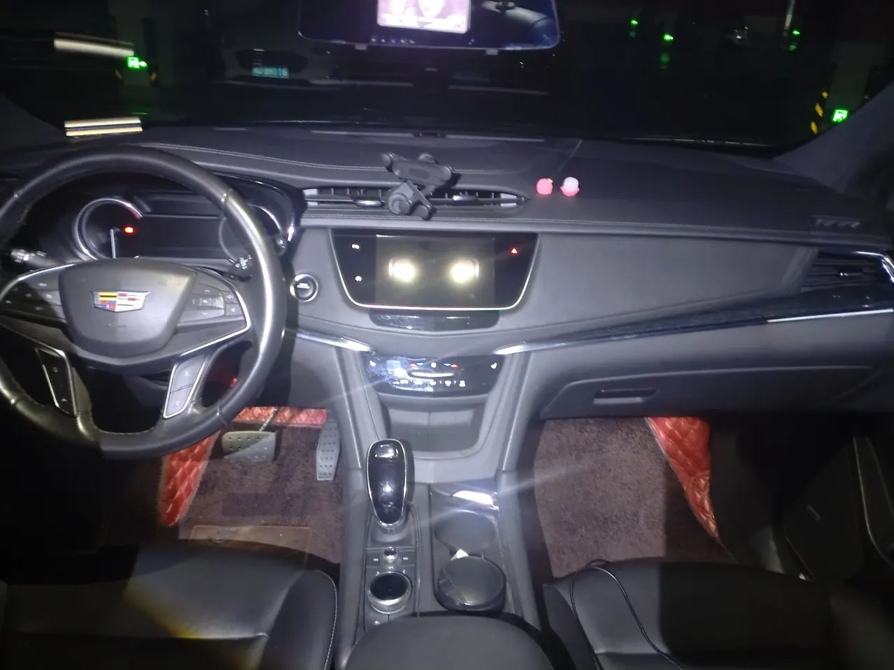Cadillac 2023 XT5 48V 2.0T Two-Drive Fashion Automatic Gear 5