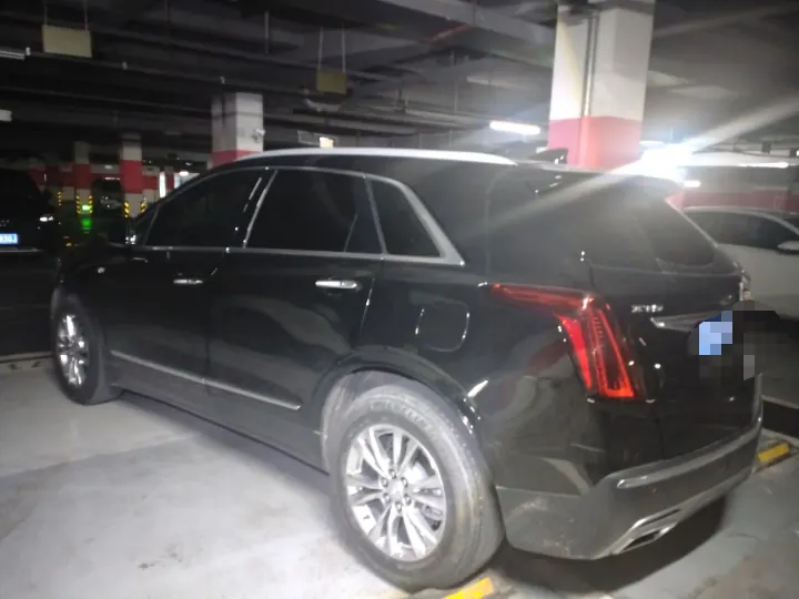 Cadillac 2023 XT5 48V 2.0T Two-Drive Fashion Automatic Gear 6