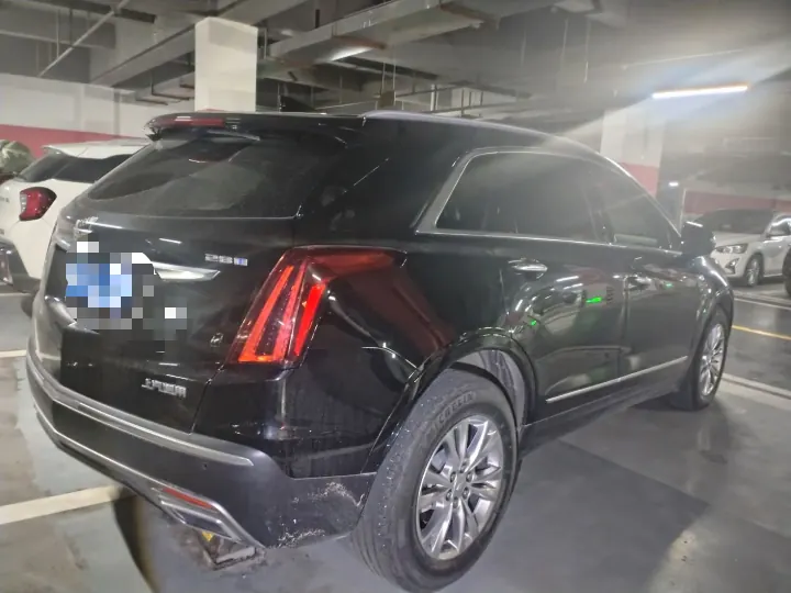 Cadillac 2023 XT5 48V 2.0T Two-Drive Fashion Automatic Gear 8