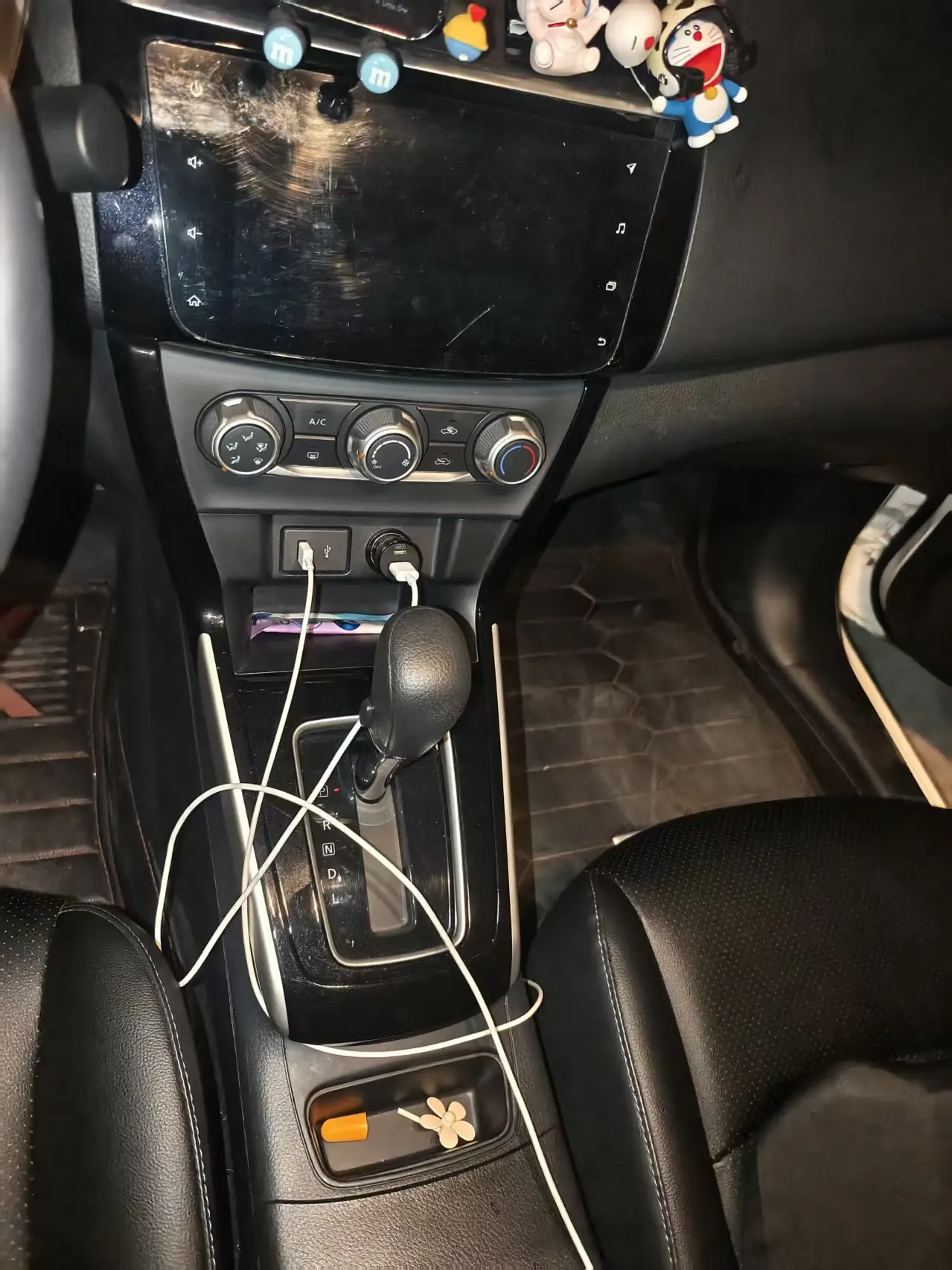 Nissan 2022 Sylphy Classic 1.6 Stepless XL Deluxe Automatic Gear 5