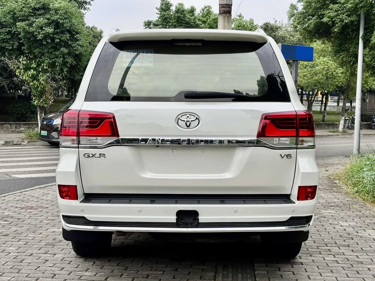 Toyota Land Cruiser (Imported) 2020 Land Cruiser 4.0 Middle East Manual 4