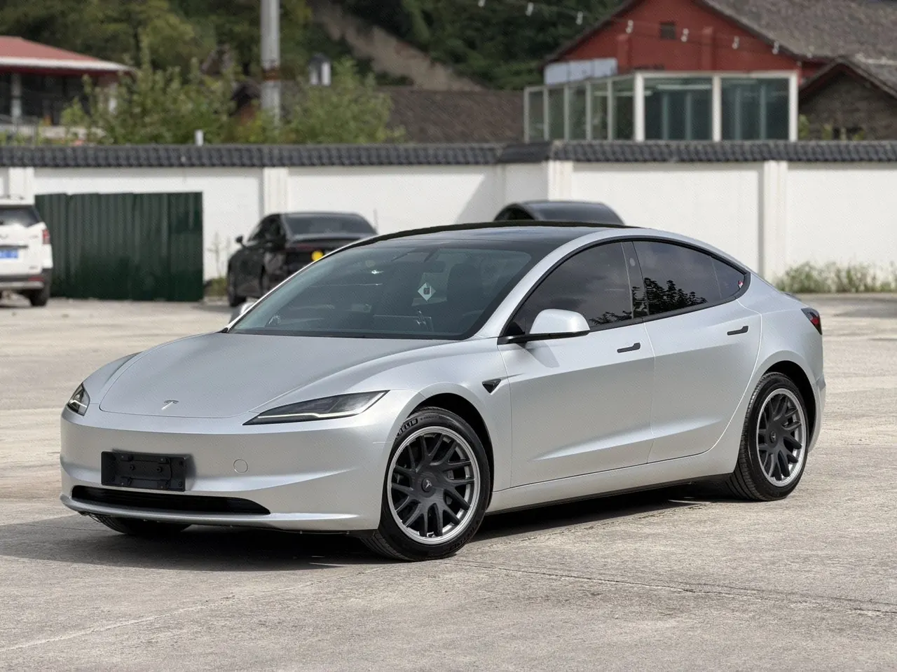 Open image lightbox: Tesla 2023 Model 3 Rejuvenation Edition Rear Wheel Drive Automatic Transmission
