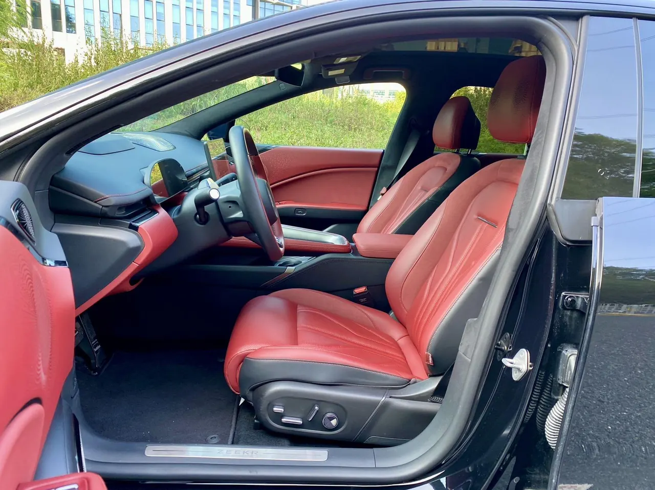 Zeekr 2025 Zeekr 007GT four-wheel drive intelligent driving version 75kWh automatic gear 6