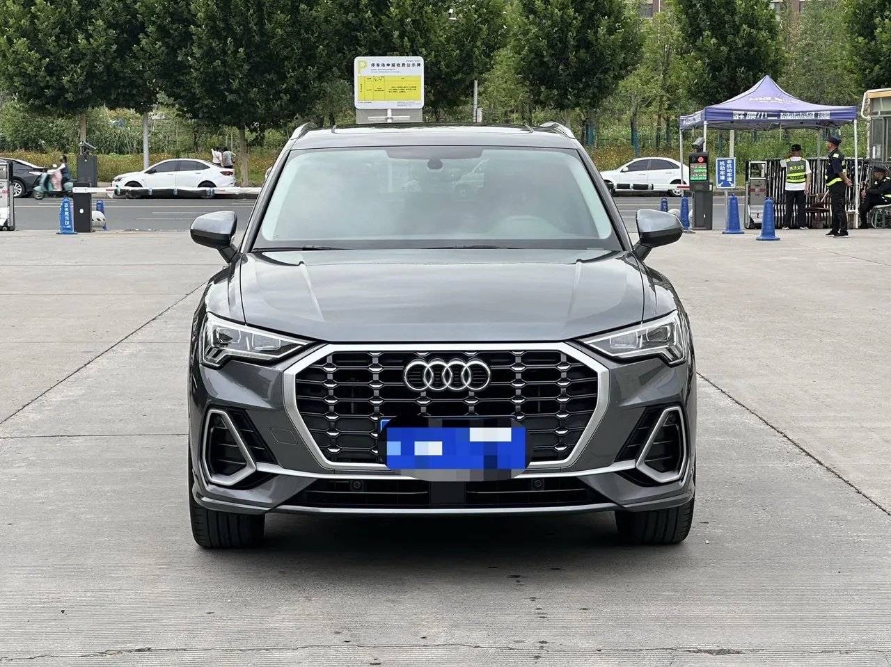 Audi 2023 Q3 1.4TFSI 35TFSI Fashion Dynamic Automatic 2