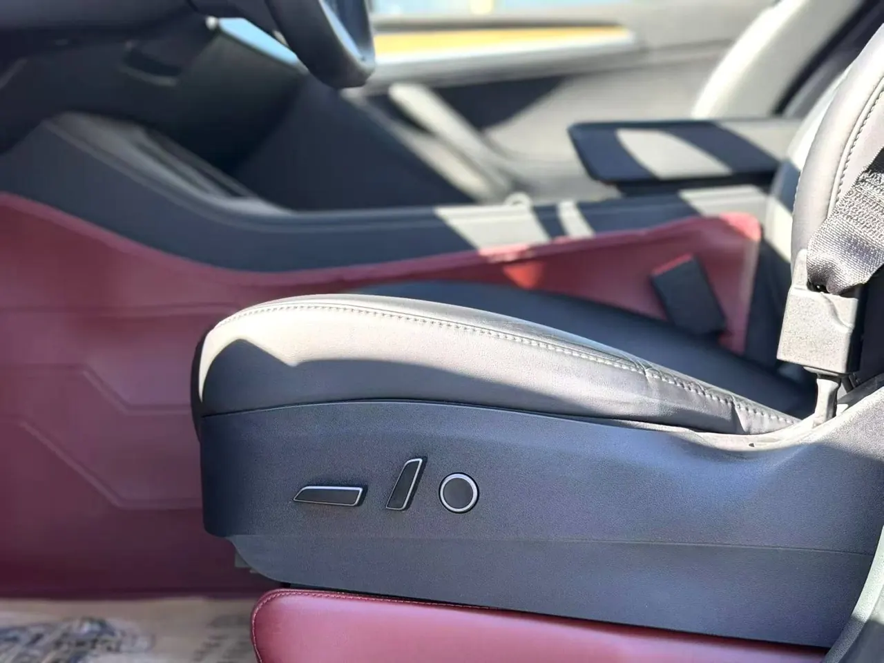 Tesla 2023 Model Y long endurance all-wheel drive version automatic transmission 9