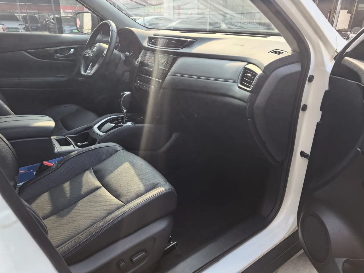 Nissan 2023 Qijun Glory 2.0 Stepless Two-Drive Smart Union Comfortable Edition Automatic Transmission 2