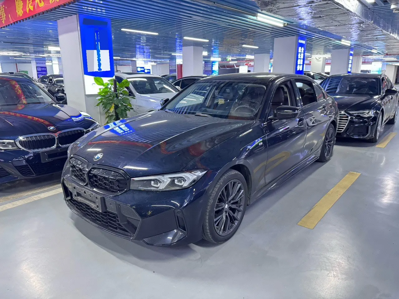 Open image lightbox: BMW 3 Series 2023 325Li 2.0T M Sports Obsidian Night Suit Automatic Gear