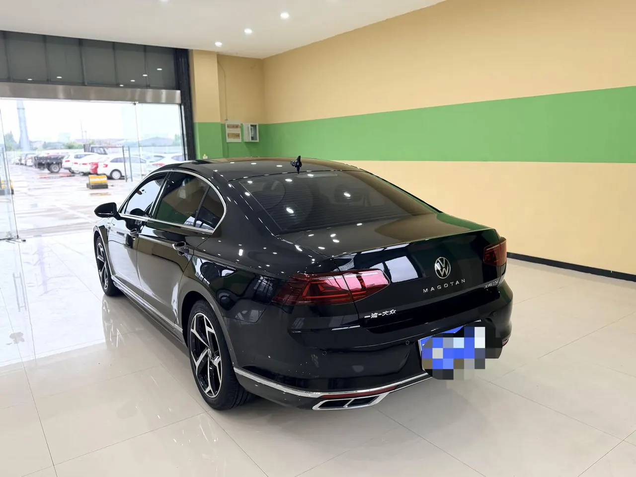 Volkswagen 2023 Magotan 2.0TSI 330TSI 2 million Commemorative Luxury Automatic Gear 4