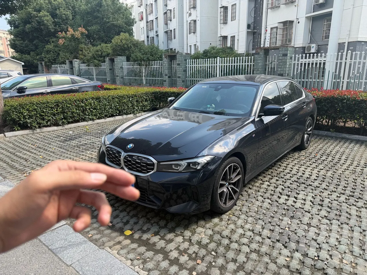 Открыть галерею: BMW 3 Series 2023 325Li 2.0T M Sports Suit Automatic Gear