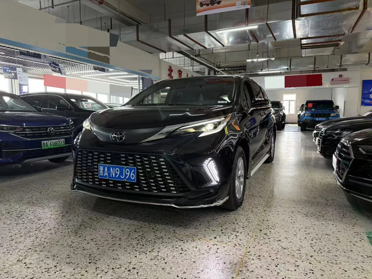 Открыть галерею: Toyota 2024 Grevia HYBRID 2.5 Stepless Comfort Edition Automatic Transmission