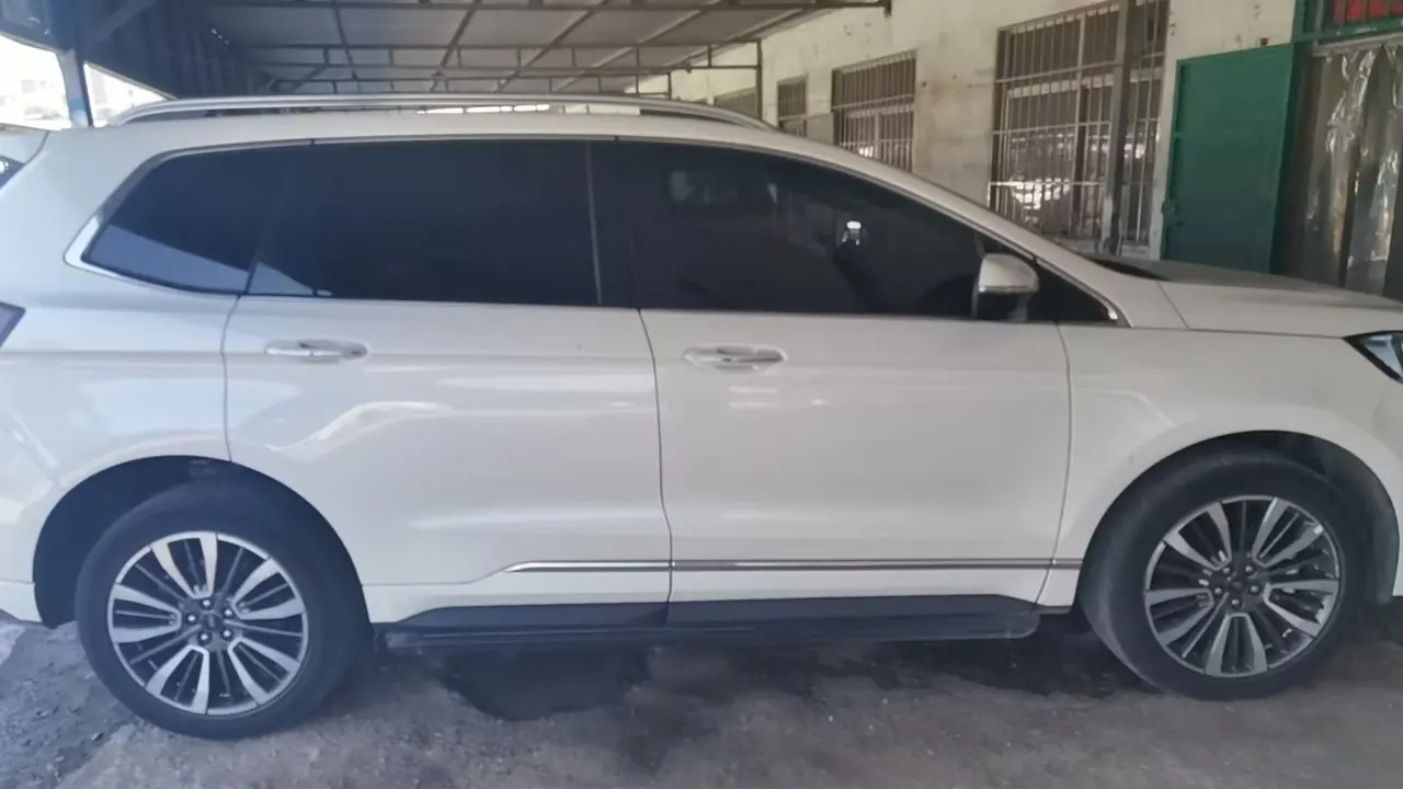 Ford 2021 Ruijie PLUS 2.0T EcoBoost 12250.00g Drive Hao Rui 7-seat Automatic Gear 6