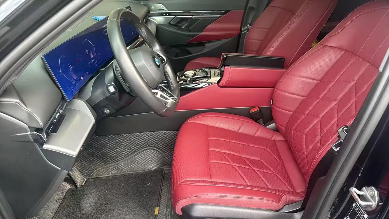 BMW 5 Series 2024 model 530Li 48V 2.0T Leading Edition M Sport Package Automatic 4