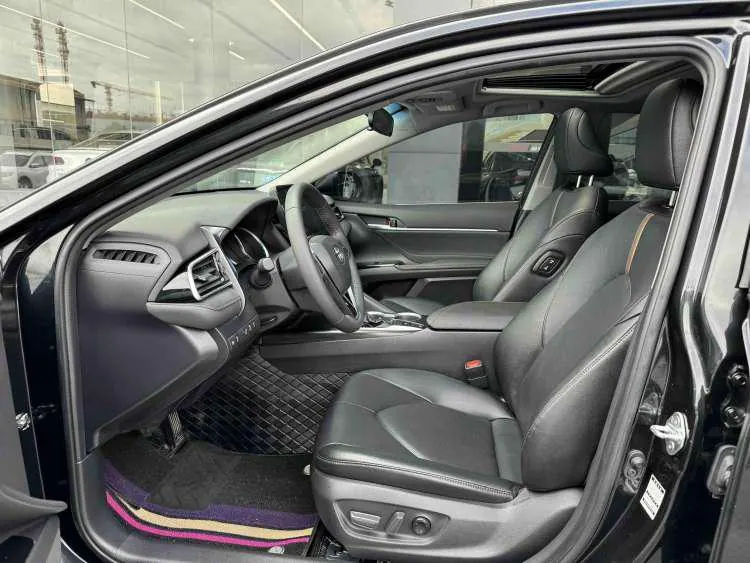 Toyota 2023 Camry 2.0G Stepless Deluxe Edition Automatic Gear 4