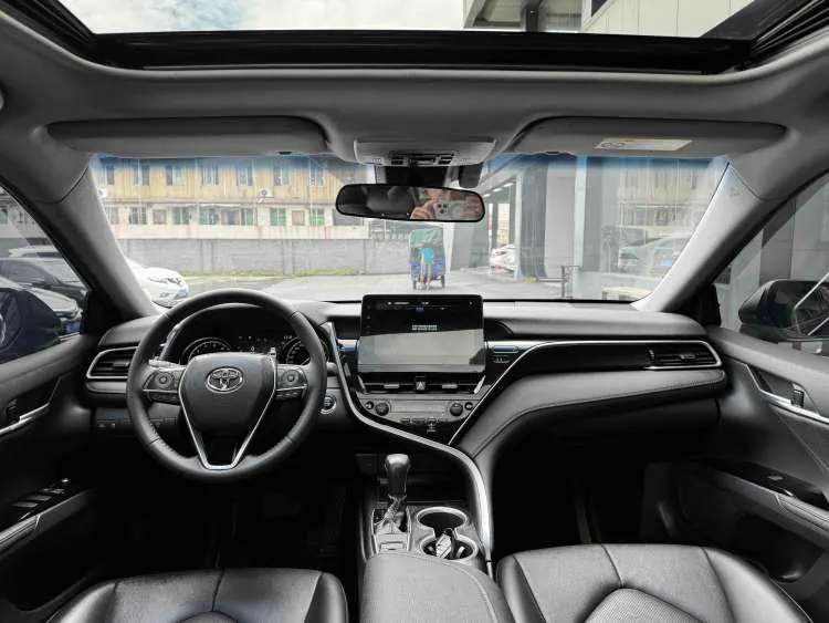 Toyota 2023 Camry 2.0G Stepless Deluxe Edition Automatic Gear 5