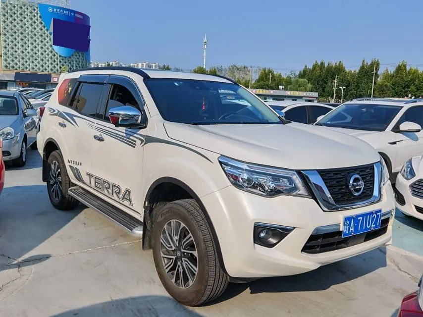 Nissan 2020 Tuda 2.5 Four-wheel Drive Flagship Automatic Gear 3