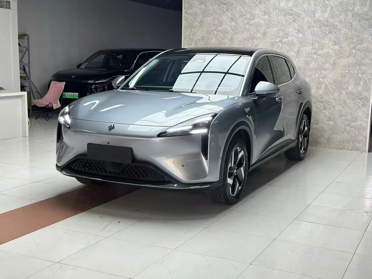 BaoJun 2024 Cloud Sea 500km Pure Electric Edition Automatic Gear - View 1