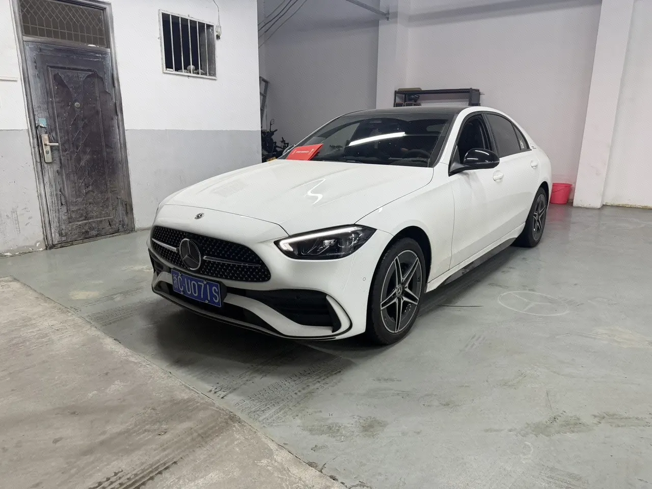 Открыть галерею: Mercedes Benz Class C 2023 C 260 L 48V 1.5T Hao Night Sports Edition (Modified) Automatic Gear