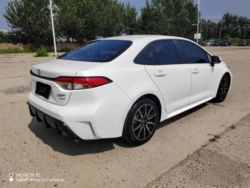 Toyota 2023 Lei Ling 1.2T Stepless 185T Sports Edition Automatic Gear 4