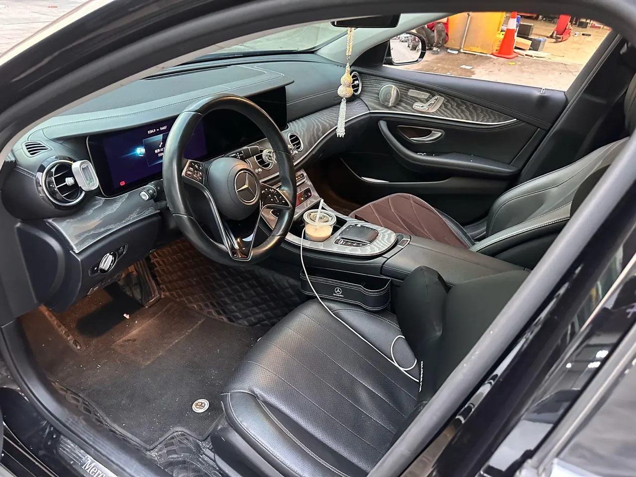 Mercedes Benz E Class 2023 E 300 L 2.0T Sports Luxury Automatic Gear 4