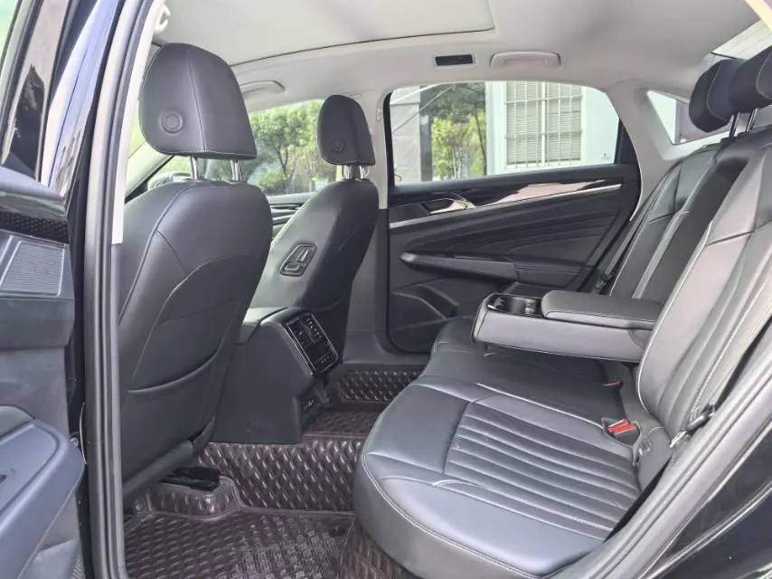Volkswagen 2023 Passat 2.0TSI 330TSI Elite Edition Automatic 6