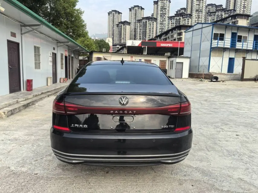 Volkswagen 2023 Passat 2.0TSI 330TSI Elite Edition Automatic 8