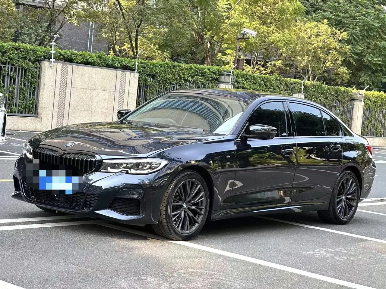 Open image lightbox: BMW 3 Series 2020 325Li 2.0T M Sports Obsidian Night Edition Automatic Gear