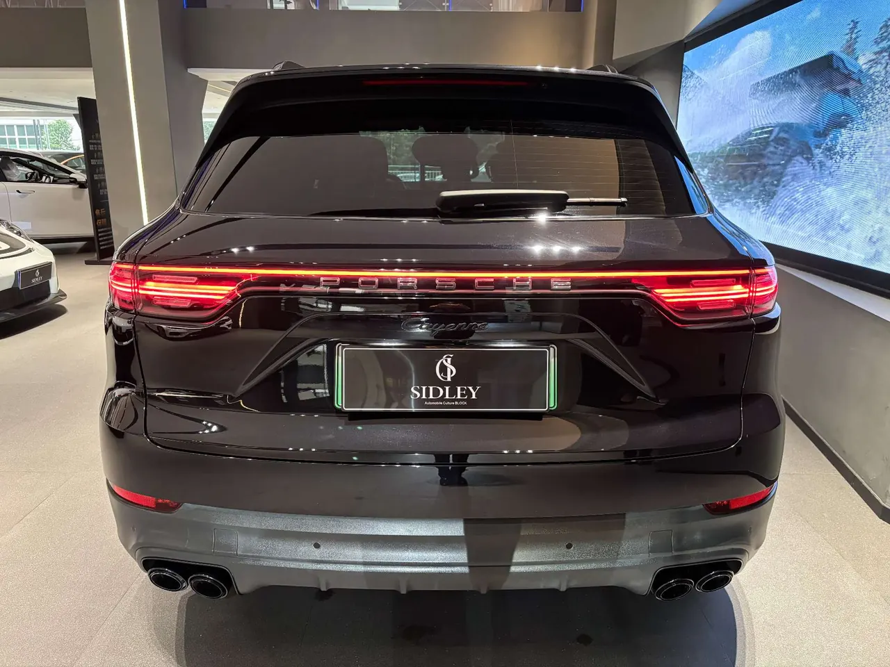 Porsche Cayenne New Energy (Imported) 2021 Cayenne Oil and Electric Hybrid 2.0T Automatic Gear 7
