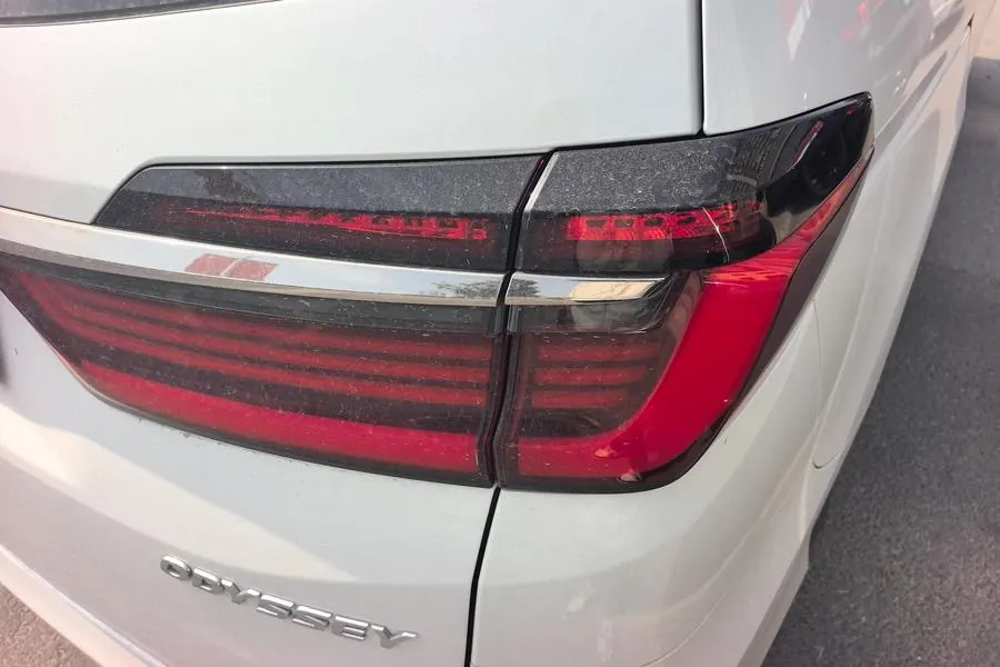 Honda 2024 Odyssey Hybrid 2.0 Stepless Sharp and Leading Edition Automatic Gear 5