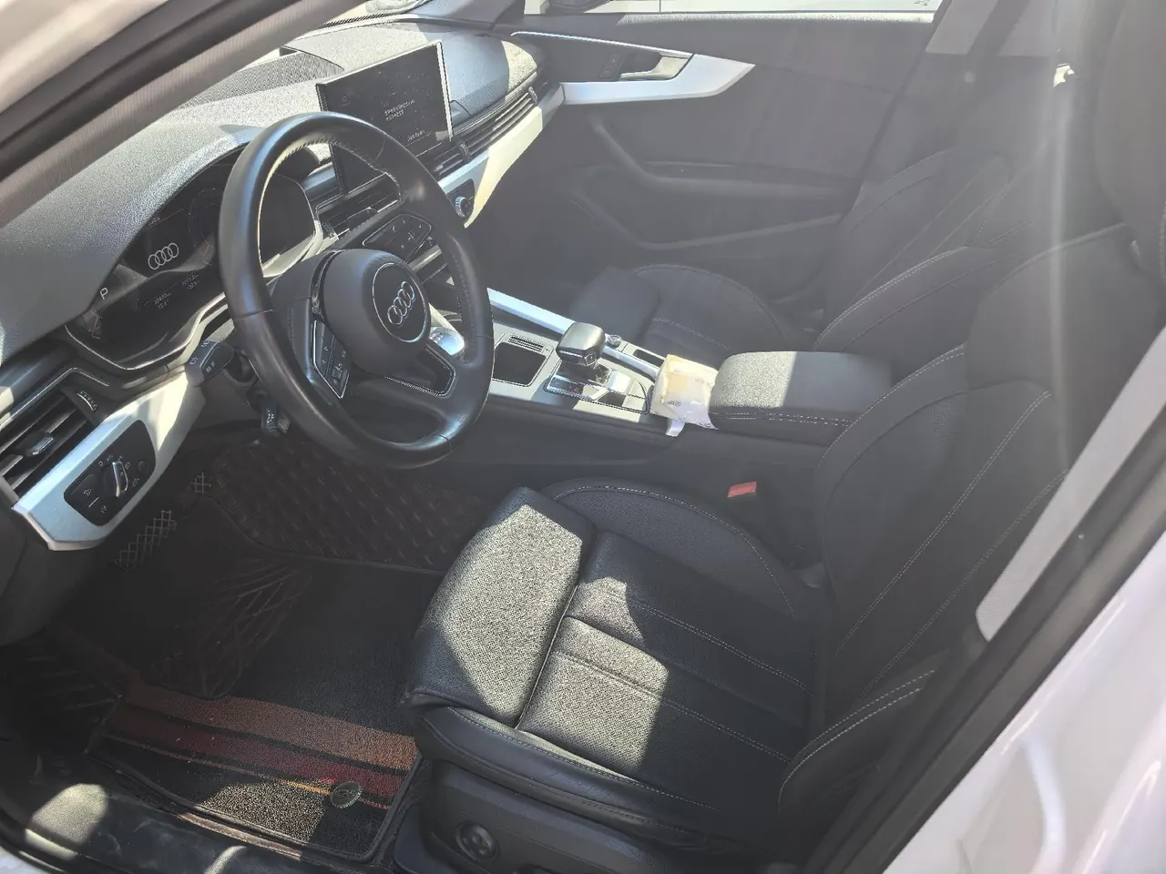 Audi 2020 A4L 2.0TFSI 40TFSI Fashion Dynamic Automatic 3