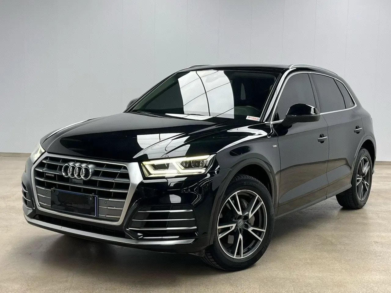Open image lightbox: Audi 2020 Q5L 2.0TFSI 45TFSI exclusive fashion automatic