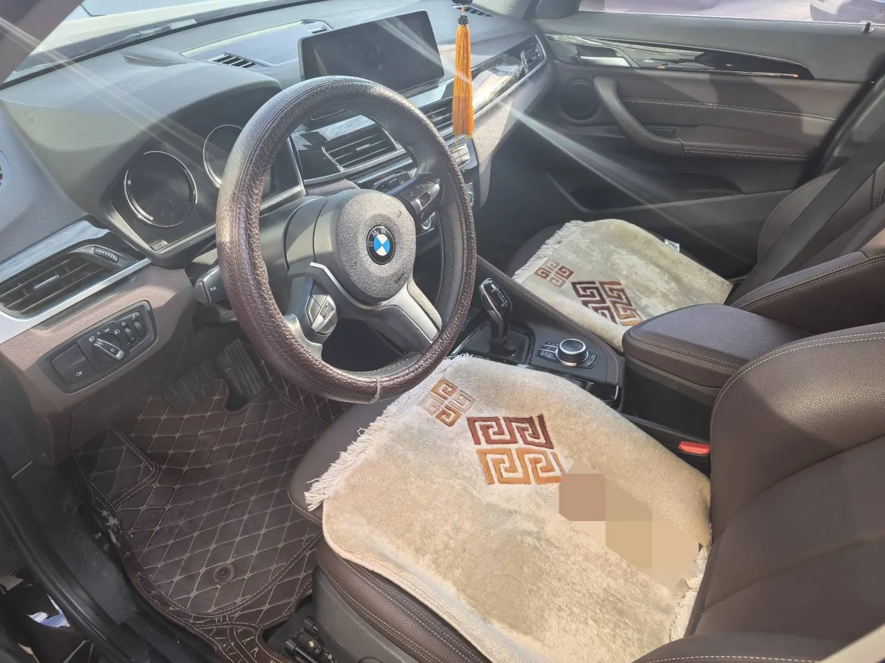 BMW 2020 X1 sDrive20Li 1.5T exclusive automatic gear 3