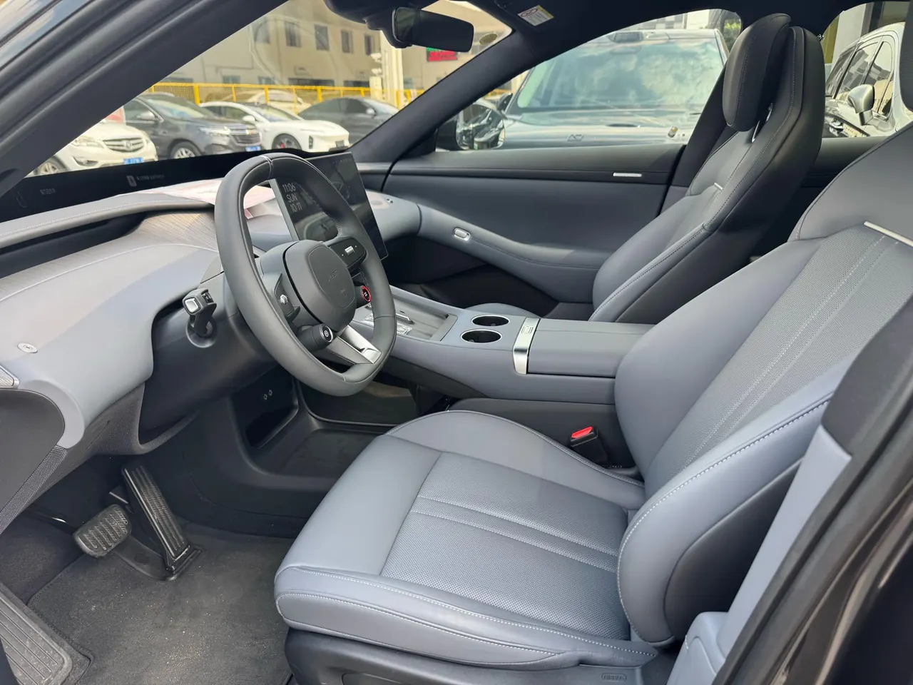 MI 2026 YU7 Standard Edition Automatic Gear 4