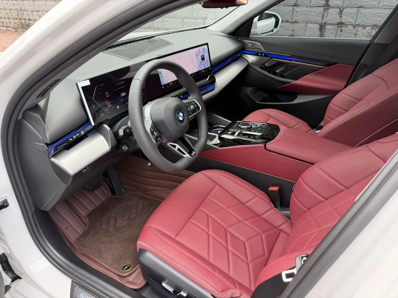 BMW 5 Series 2026 model 530Li 48V 2.0T Leading Edition M Sport Package Automatic 3
