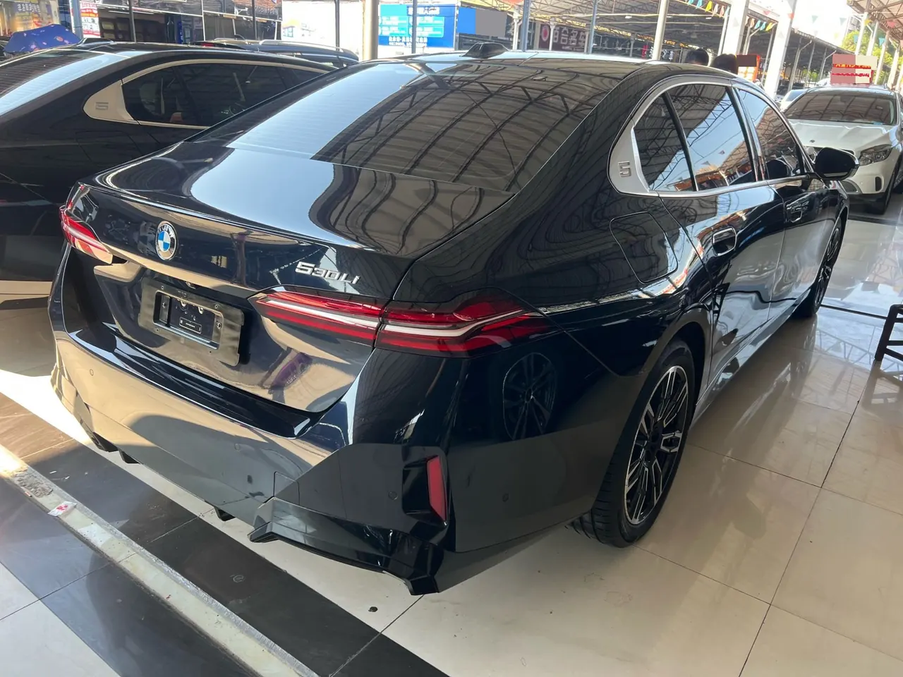 BMW 5 Series 2026 model 530Li 48V 2.0T Leading Edition M Sport Package Automatic 4