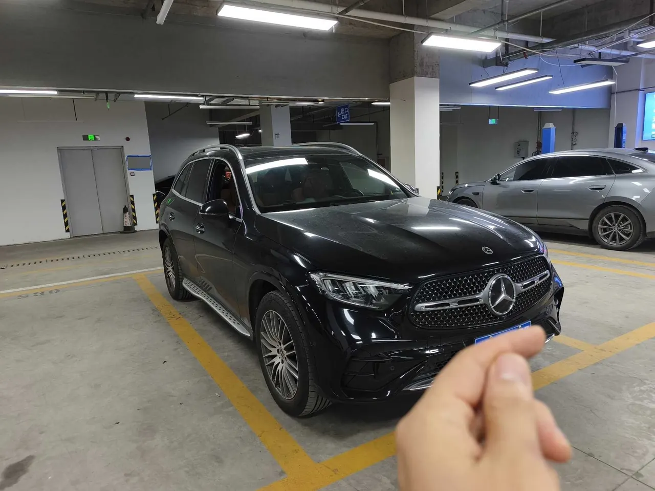Mercedes Benz 2024 GLC 300 L 4MATIC 48V 2.0T dynamic 5-seat automatic gear 3