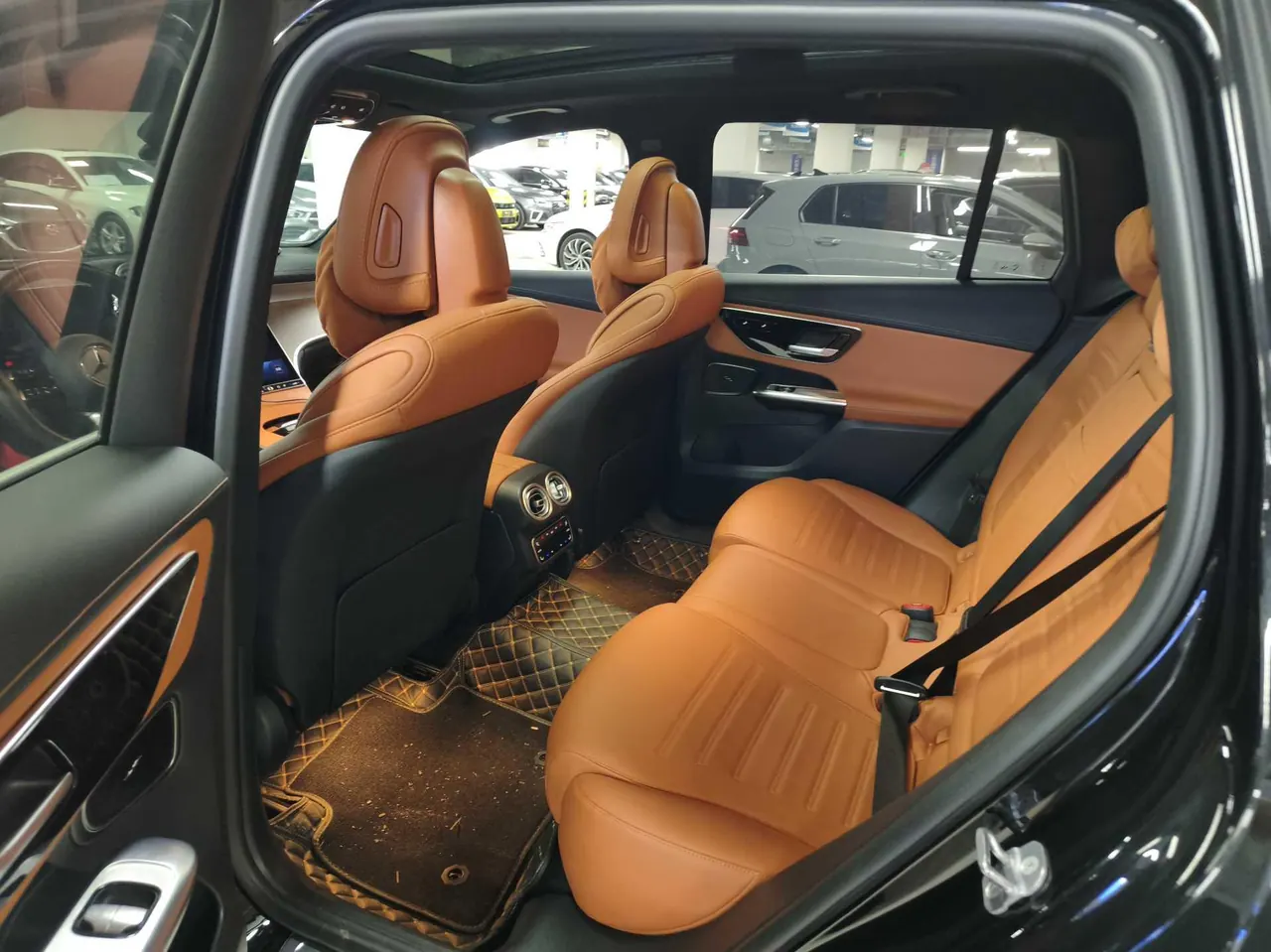 Mercedes Benz 2024 GLC 300 L 4MATIC 48V 2.0T dynamic 5-seat automatic gear 5