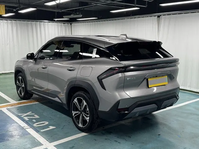 Geely Galaxy 2024 L7 1.5T Longteng Edition 115km MAX Automatic Gear 2
