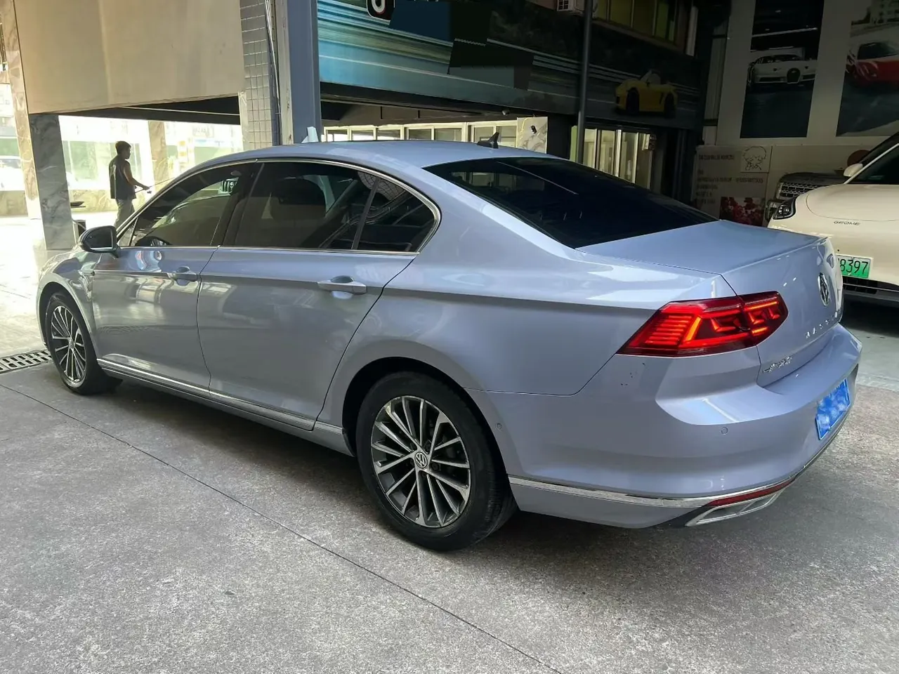Volkswagen 2020 Magotan 2.0TSI 380TSI Luxury Automatic 8