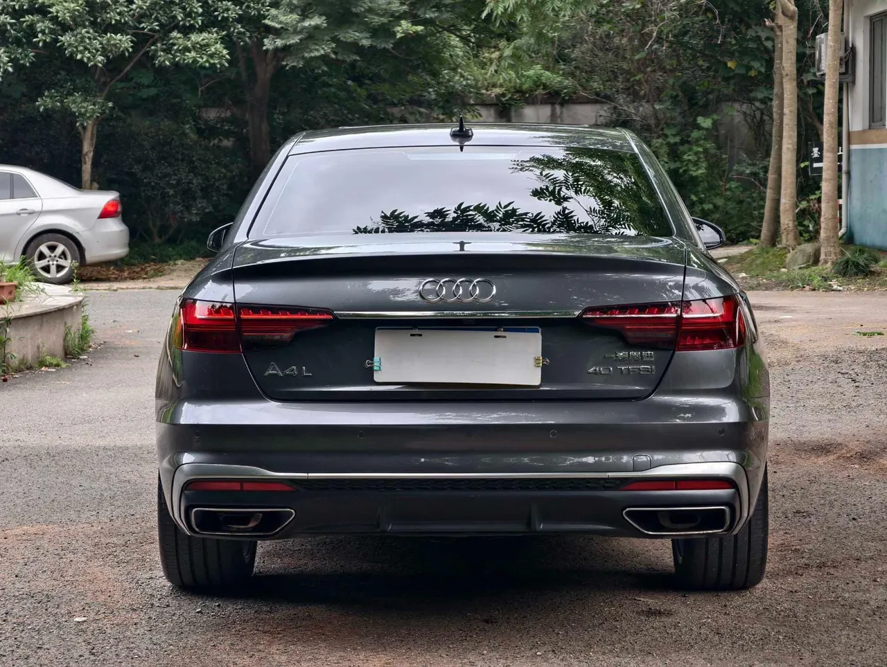 Audi 2020 A4L 2.0TFSI 40TFSI Deluxe Dynamic Automatic 6