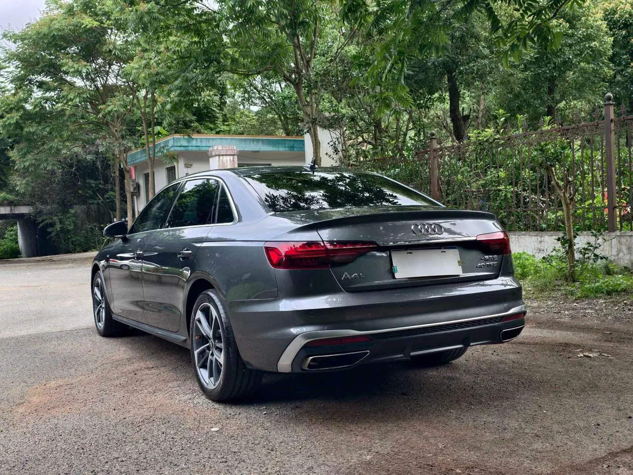 Audi 2020 A4L 2.0TFSI 40TFSI Deluxe Dynamic Automatic 7