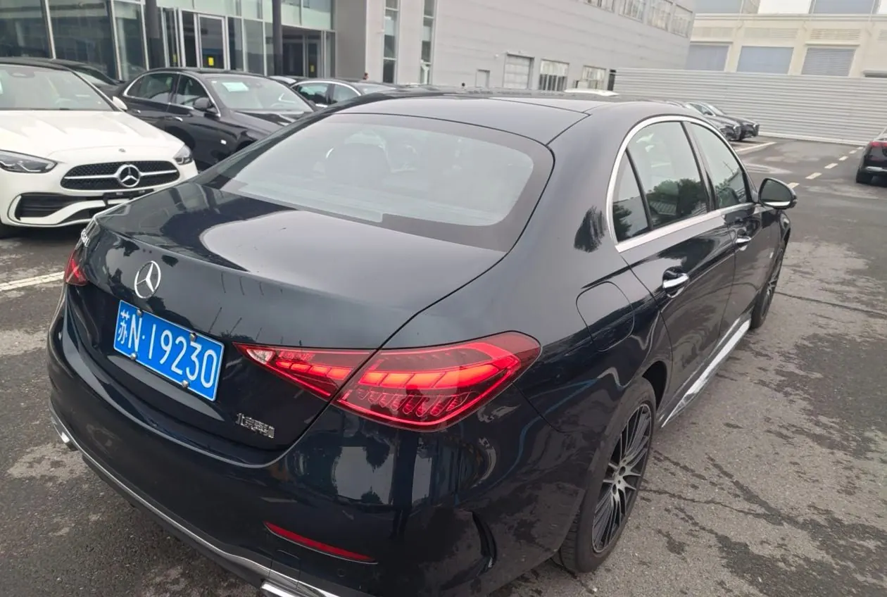 Mercedes Benz Class C 2026 C 260 L 48V 2.0T Sports Edition Automatic Gear 4