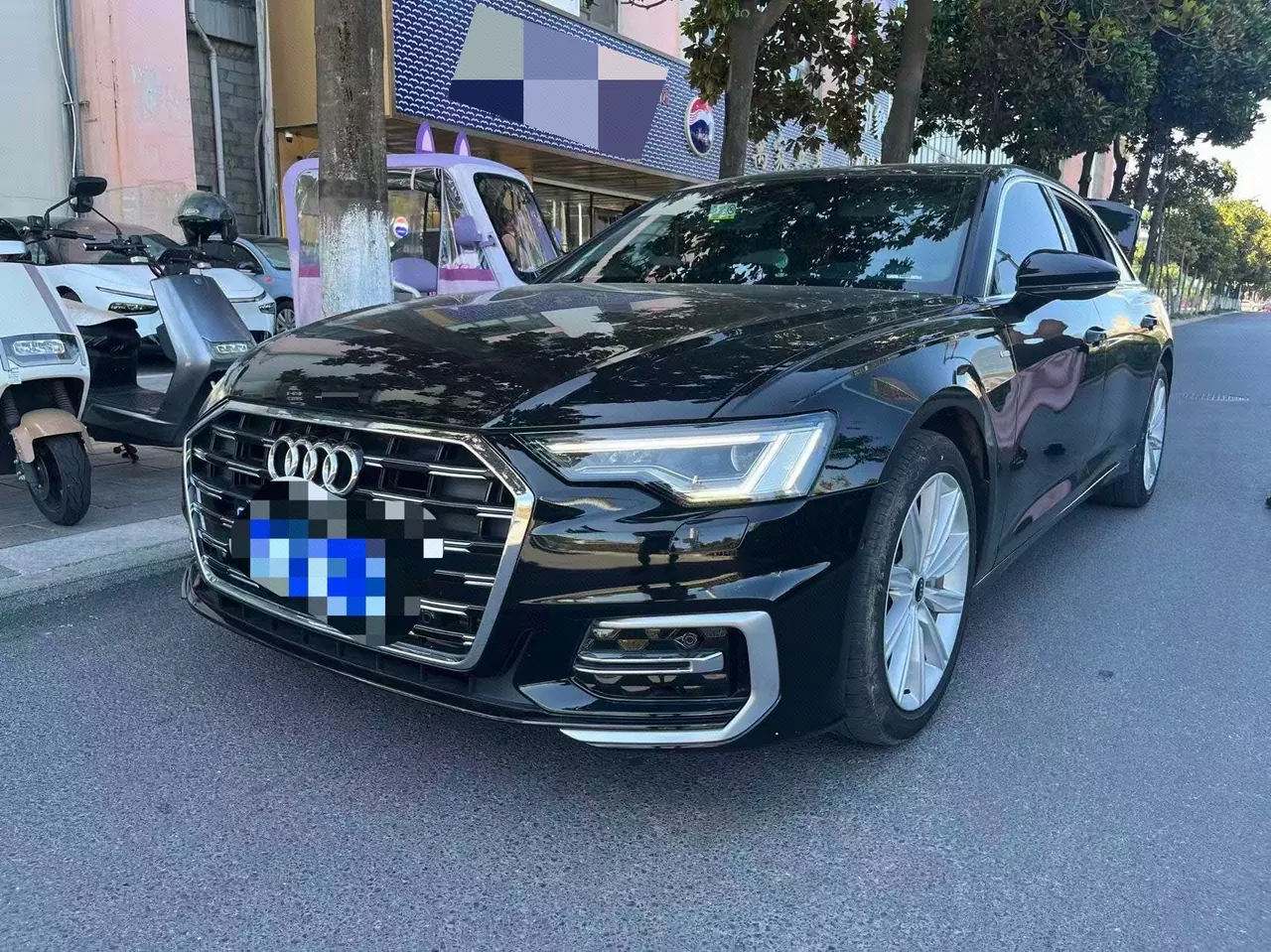 Open image lightbox: Audi 2024 A6L 2.0TFSI 45TFSI Zhenzhiya Automatic Gear