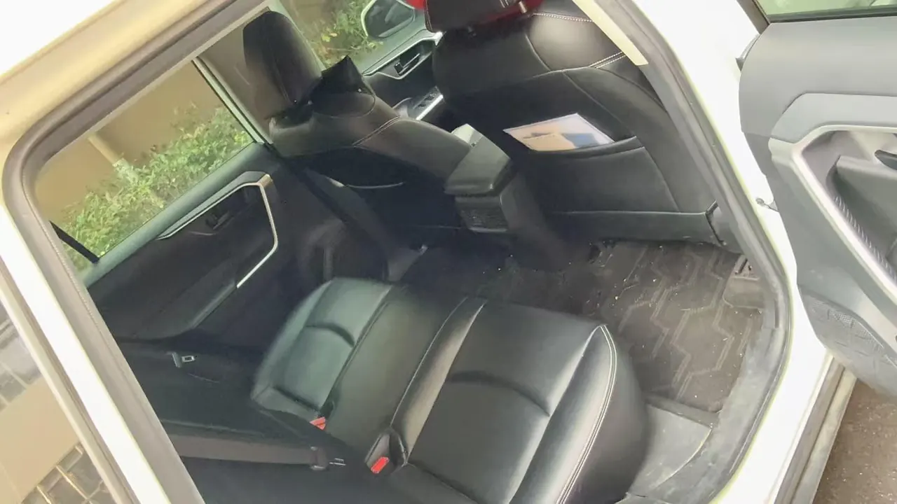 Toyota 2020 RAV4 Rongbo 2.0 Stepless Two-Drive City Edition Automatic Gear 2
