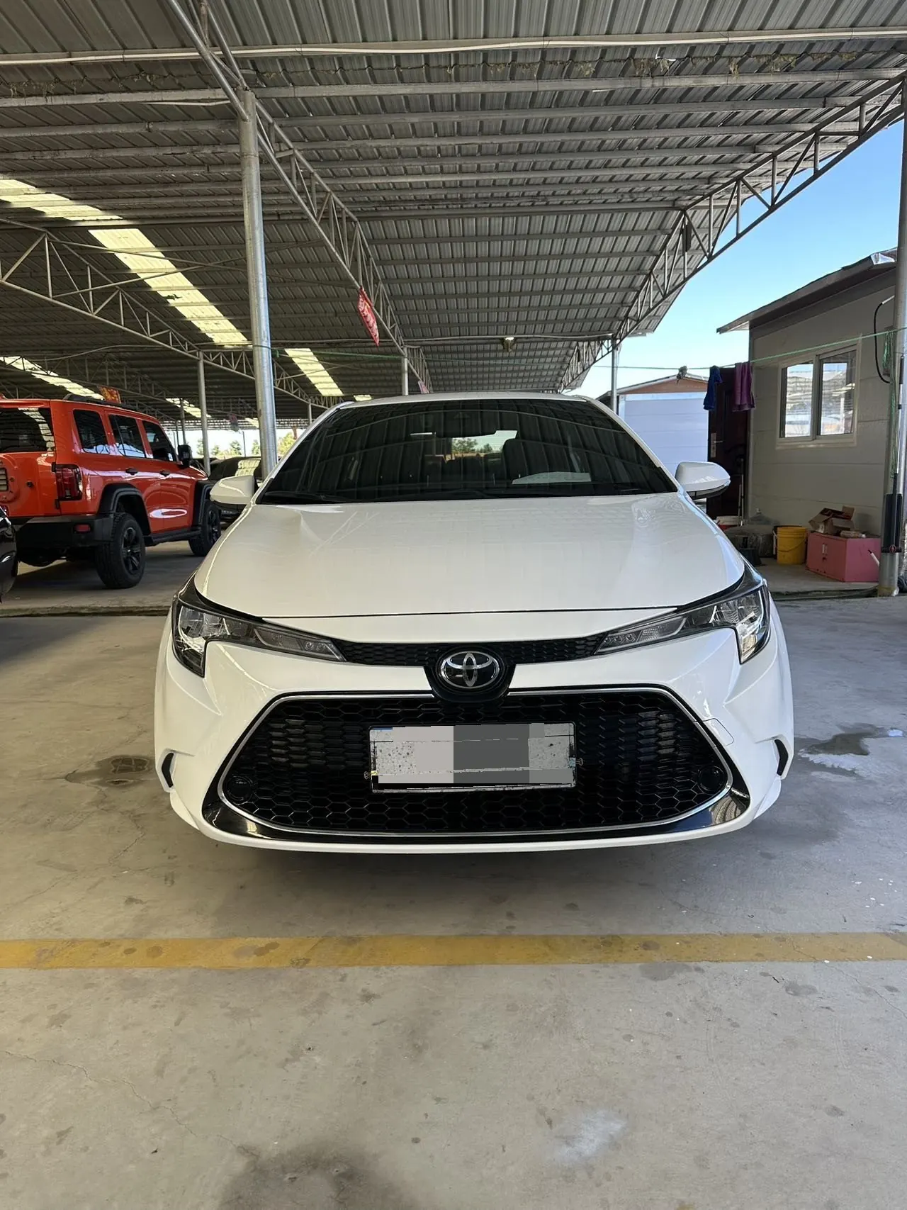 Toyota 2022 Lei Ling 1.2T Stepless 185T Deluxe Automatic Gear 2